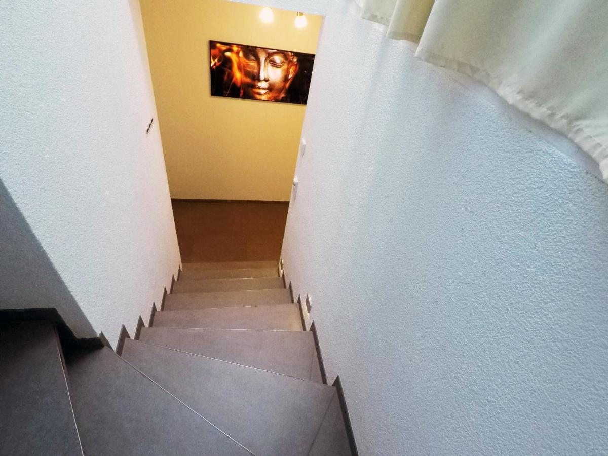 -neubau- 30qm Dach-apartment Apartment *