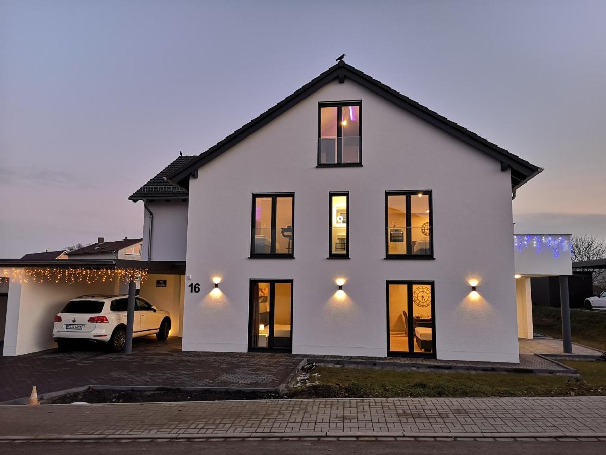 -neubau- 30qm Dach-apartment * Fulda